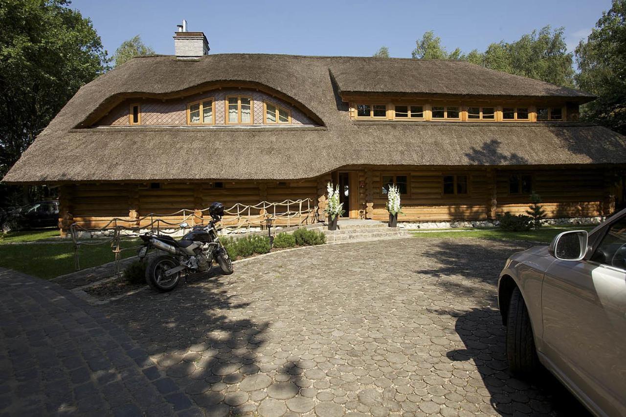 Gniazdo Noclegi - Restauracja Grodzisk Mazowiecki Buitenkant foto